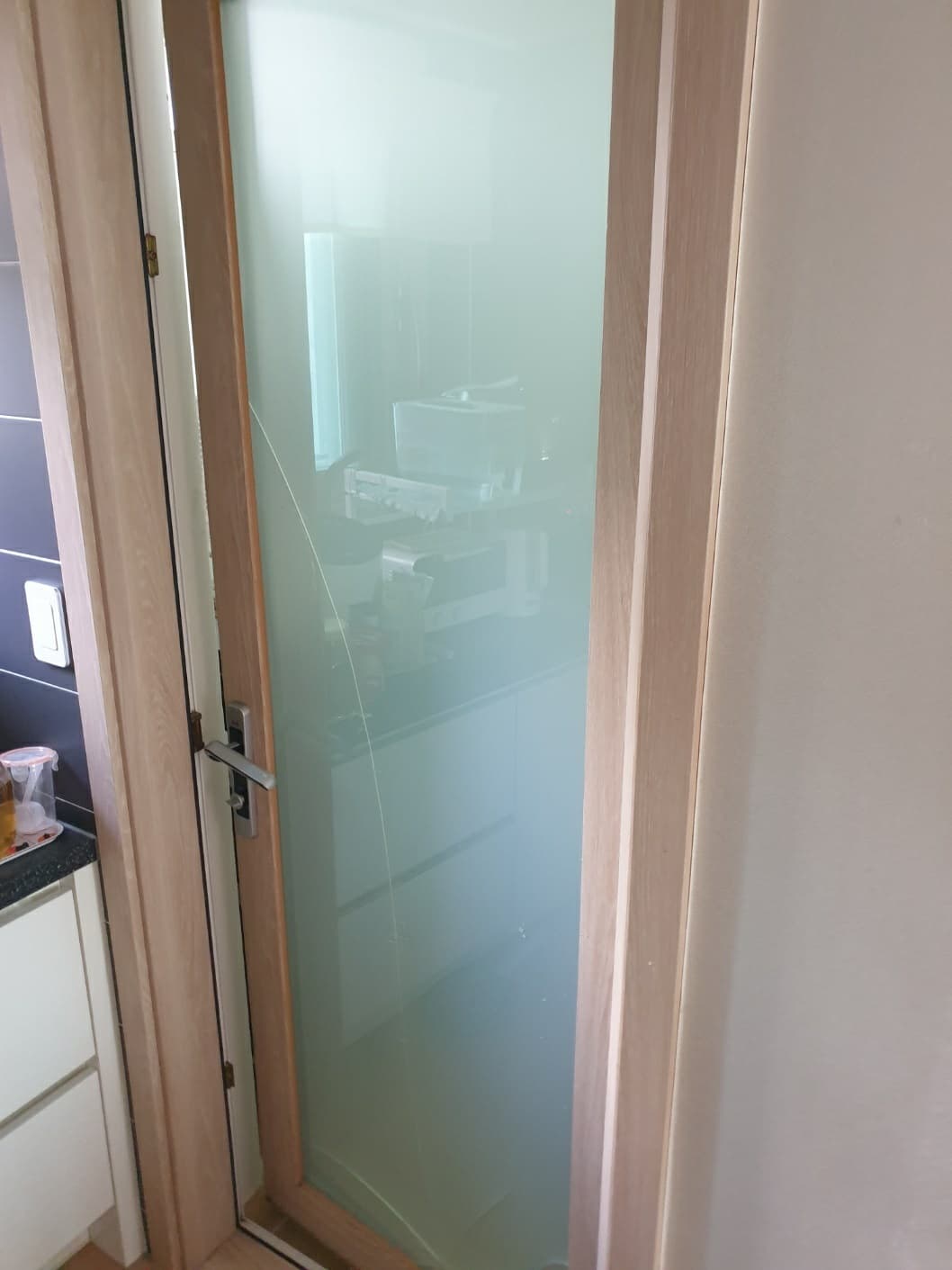 0058_2023.06.15_서울시 서대문구 신촌 푸르지오 아파트 유리 시공