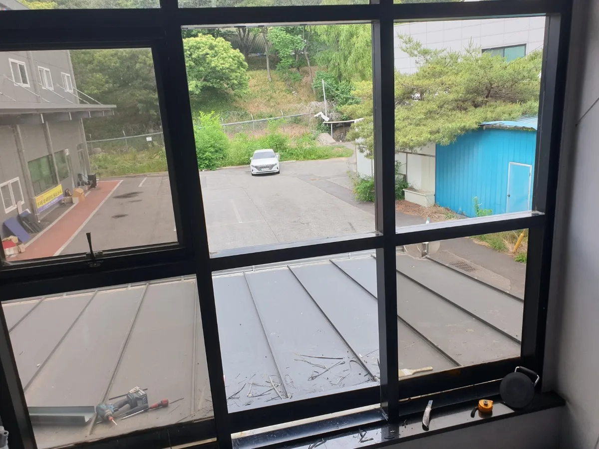 경기도 고양시 카페 유리 교체 및 자동문 모터 시공 시공 썸네일 3