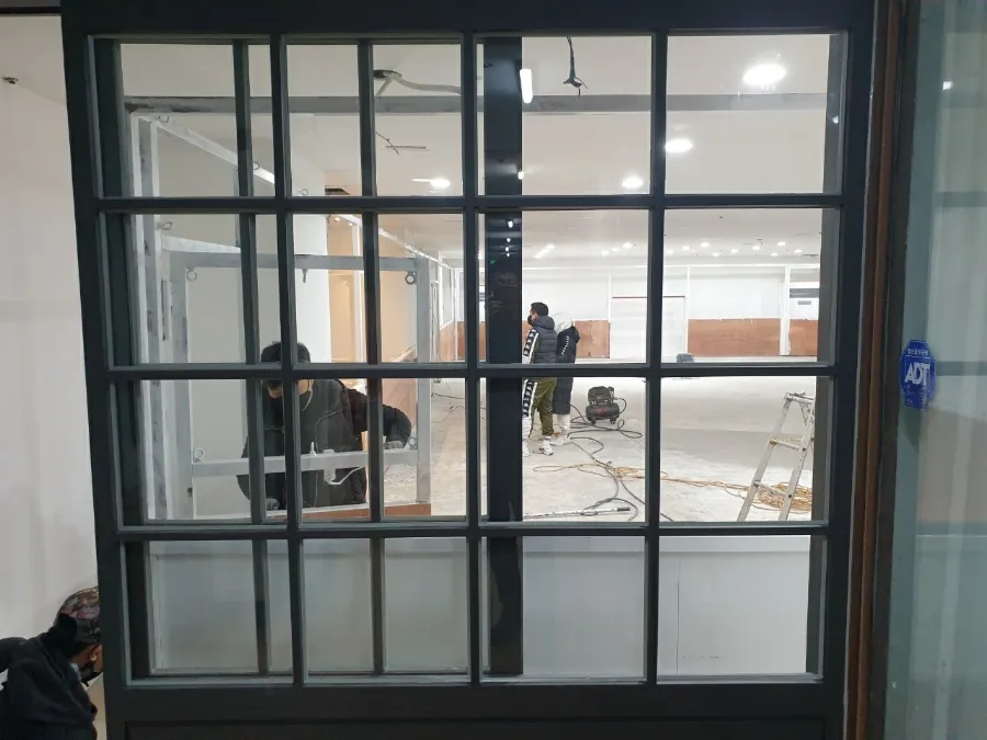 경기 고양시 일산동구 정발산동상가 지하1층 유리 및 자동문 시공 시공 썸네일 13