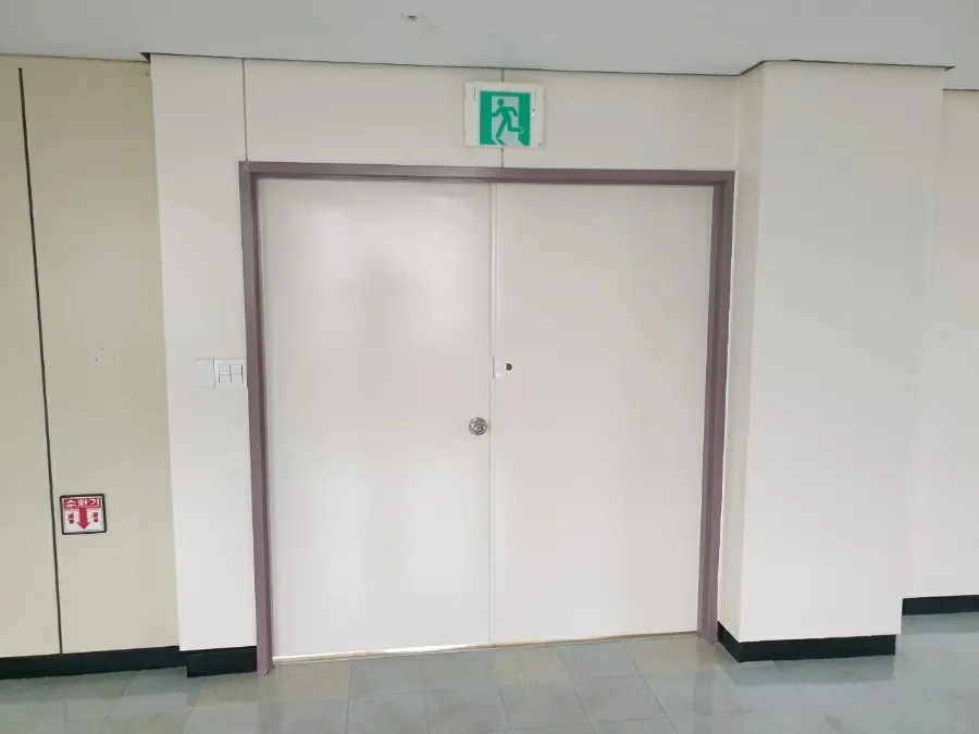 경기 고양시 일산동구 정발산동빌딩 자동문 시공 - 이미지 1