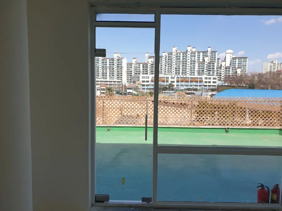 경기도 고양시 상가 강화도어(유리문) 시공 시공 썸네일 2