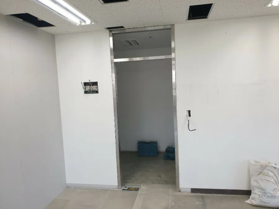경기 고양시 일산동구 정발산동 강화도어 시공 시공 썸네일 9