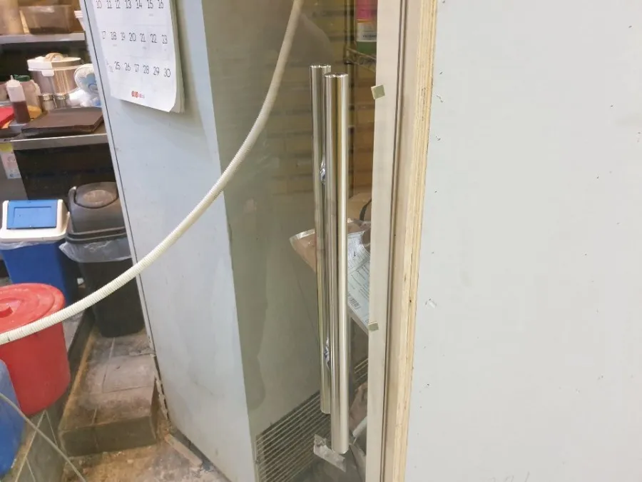 경기 고양시 일산동구 정발산동 상가 강화도어 시공 시공 썸네일 3