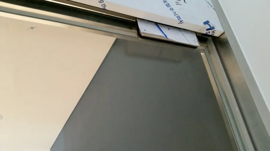 [출입문] 상가 출입문, 자동문 시공 사진입니다 시공 썸네일 8