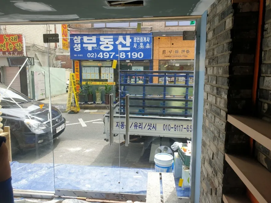 건대 강화도어(유리문) 시공 시공 썸네일 6