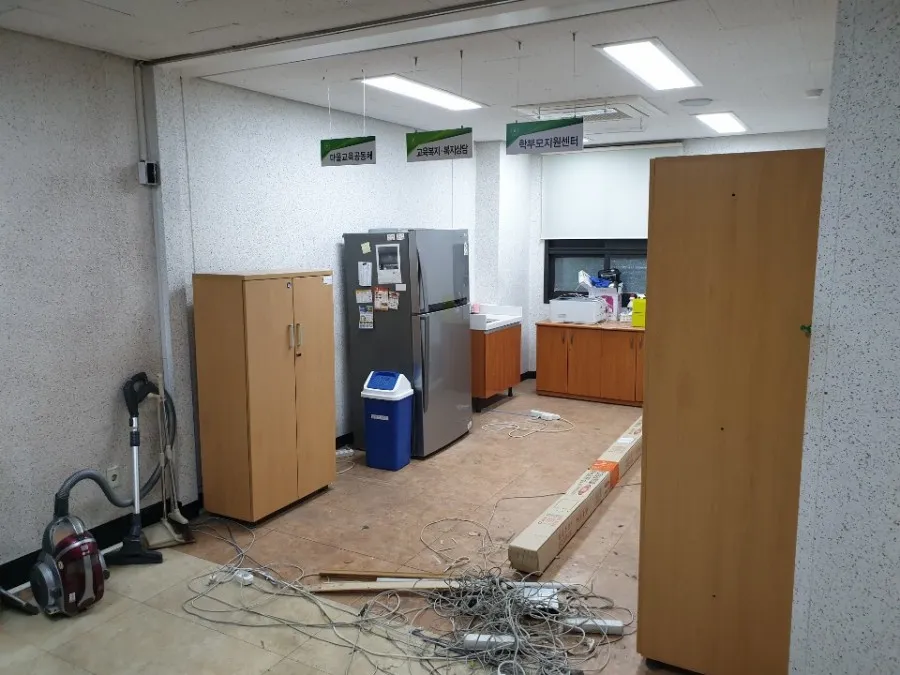 성남교육청 양개자동문 및 무선터치 시공 시공 썸네일 3