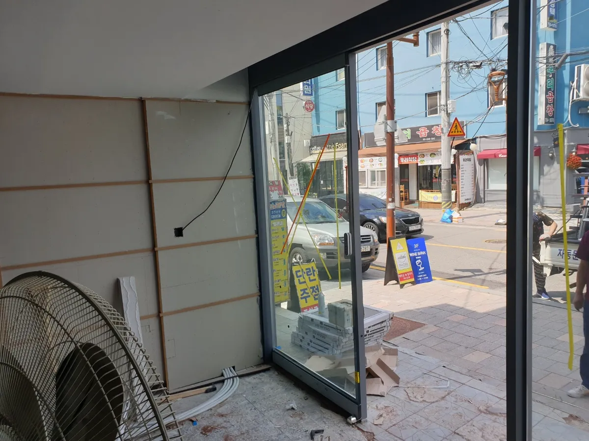 서울시 용산구 이태원동 자동문 시공 시공 썸네일 10