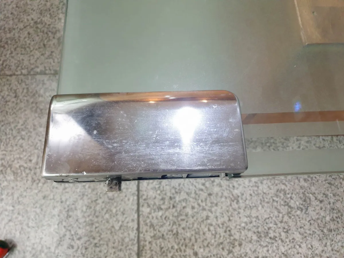 일산 김포 유리문 강화도어 힌지 교체 시공 시공 썸네일 3