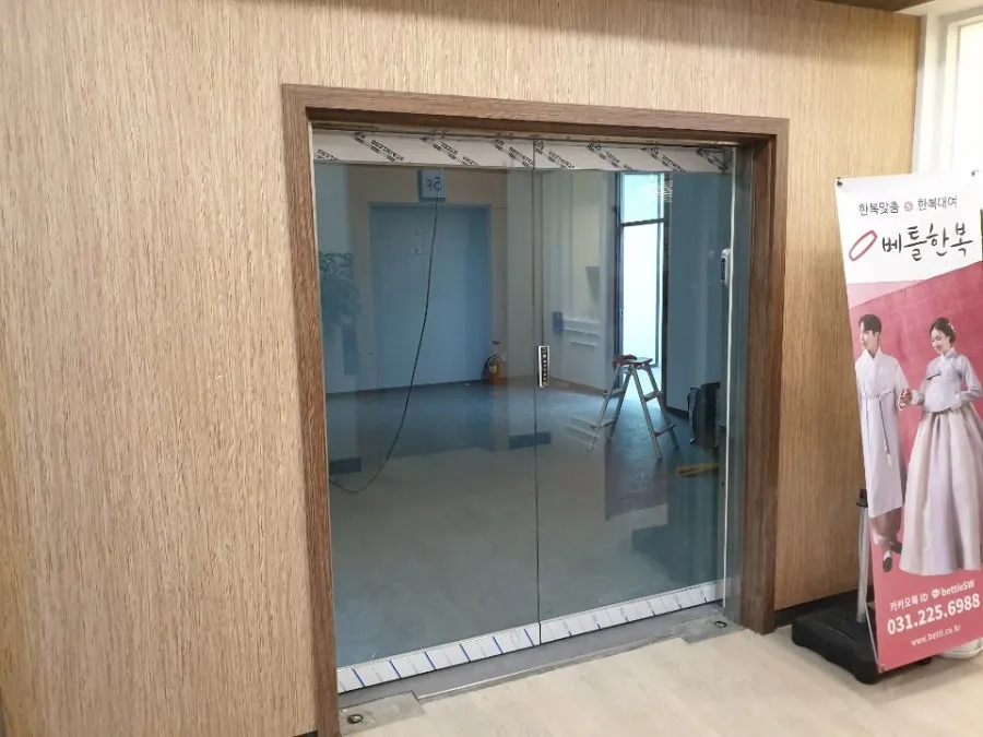 수원 망포동 상가 양개 자동문 시공 시공 썸네일 18